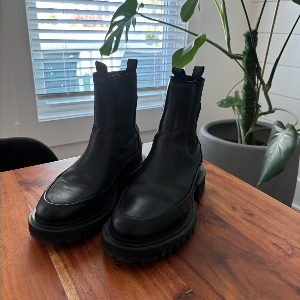 AllSaints Harlee Black Leather Women’s Chelsea Boot
